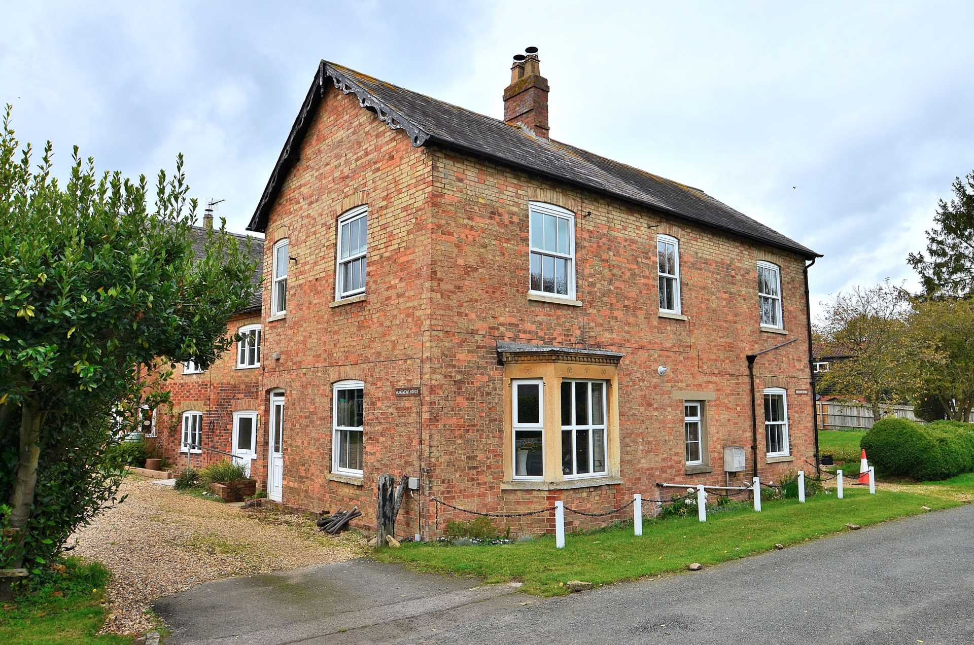 Property For Sale Willen Road, Milton Keynes Village Taylor Walsh