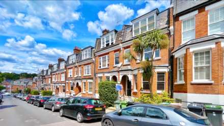 Milton Avenue, Highgate, N6, Image 11