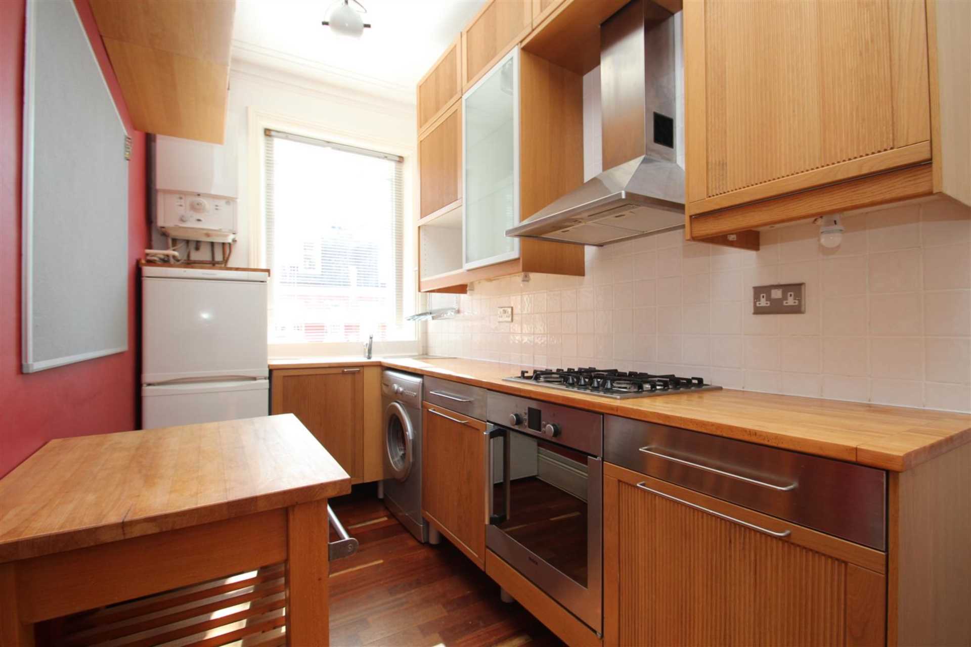 Milton Avenue, Highgate, N6, Image 3