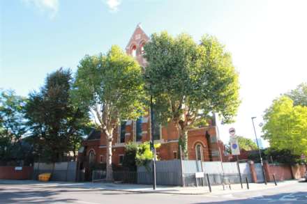 Dartmouth Park Hill, Archway, N19, Image 1