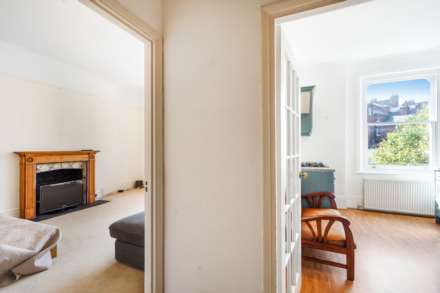 Winchester Place, Highgate, N6, Image 11