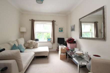 Archway Road, Highgate, N6, Image 1