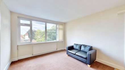 Hornsey Lane Gardens, Highgate, N6, Image 10
