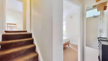 Hornsey Lane Gardens, Highgate, N6, Image 6