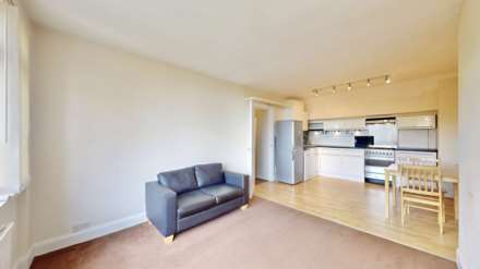 Hornsey Lane Gardens, Highgate, N6, Image 8