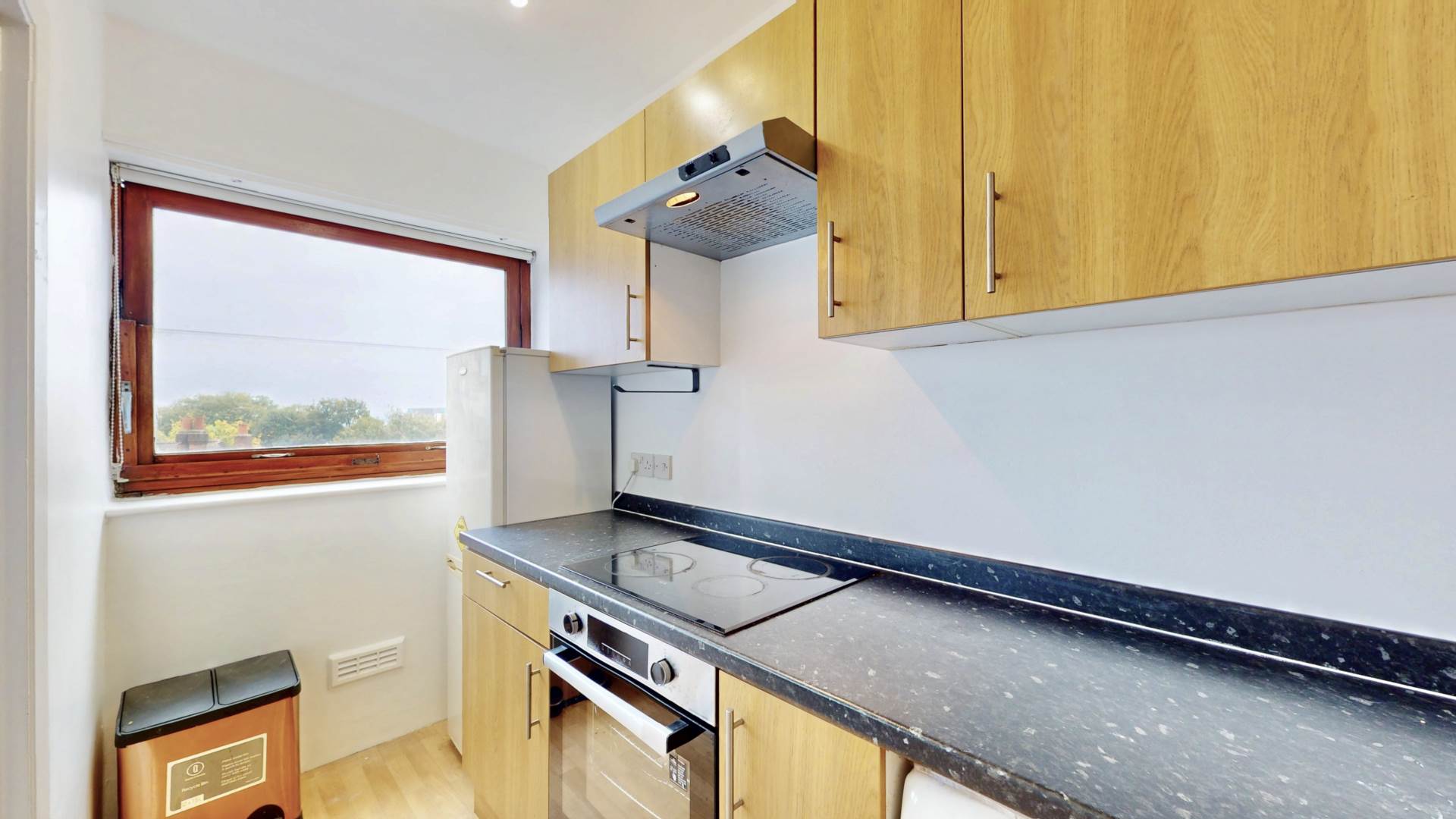 Hornsey Lane, Highgate, N6, Image 2