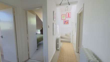 Hornsey Lane, Highgate, N6, Image 11
