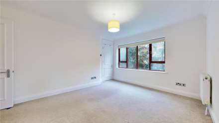 Thornbury Square, Highgate, N6, Image 11