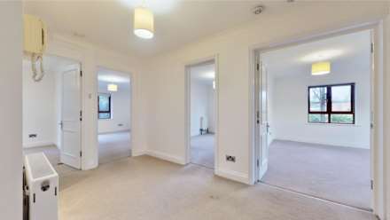 Thornbury Square, Highgate, N6, Image 8