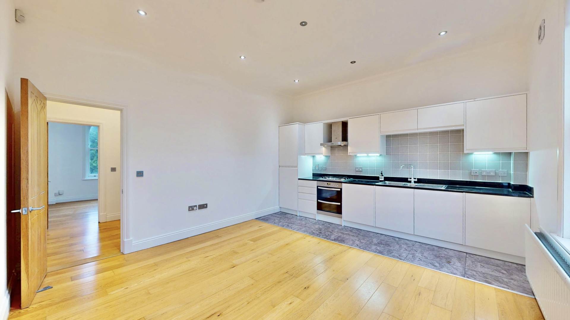 Bishopswood Road, Highgate, N6, Image 14