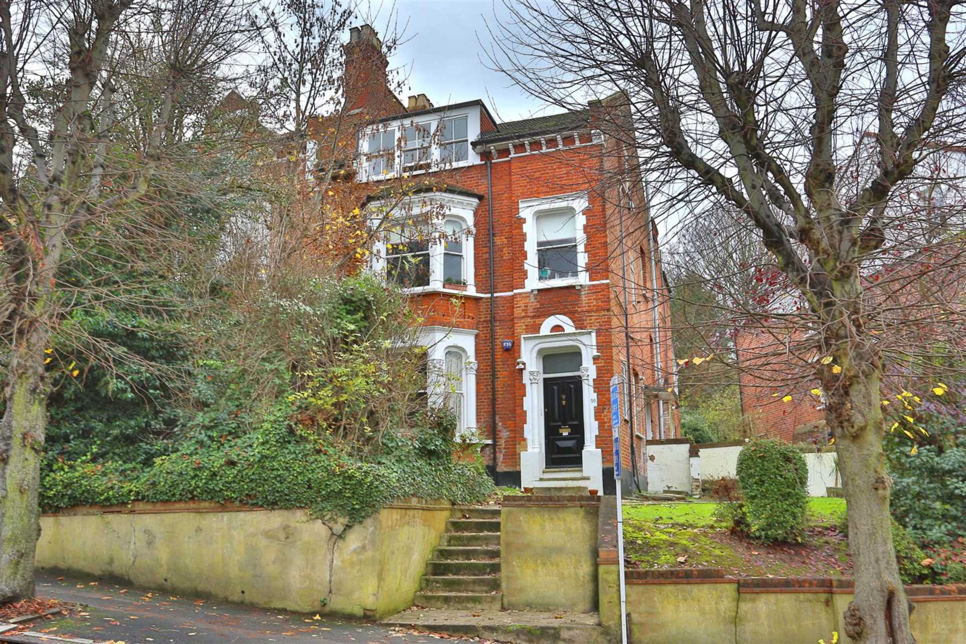 Cromwell Avenue, Highgate, N6, Image 3