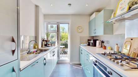 Hampstead Lane, Highgate, N6, Image 3