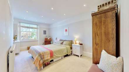 Hampstead Lane, Highgate, N6, Image 4