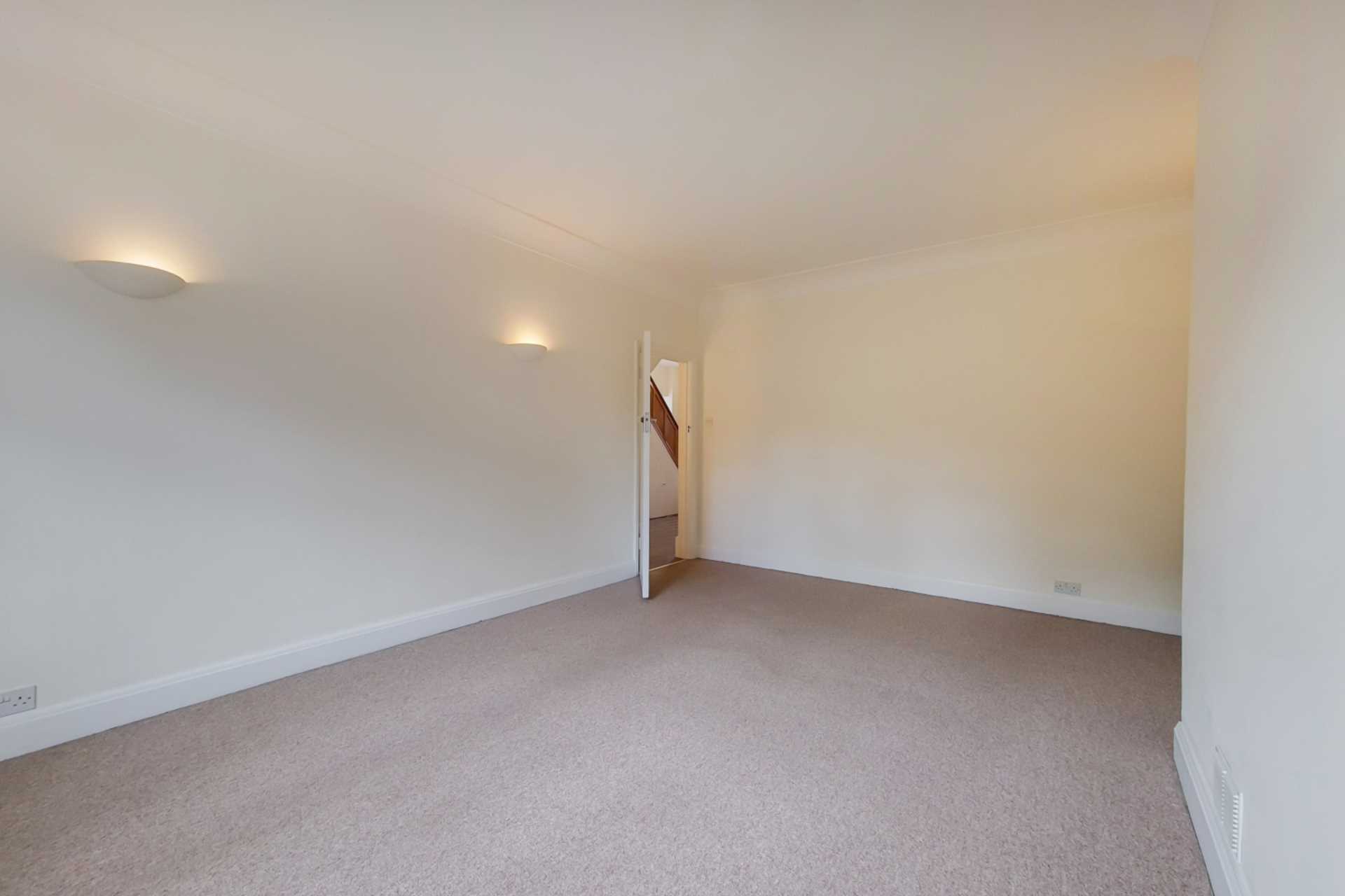 Creighton Avenue, East Finchley, N2, Image 13