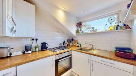 Milton Avenue, Highgate, N6, Image 3