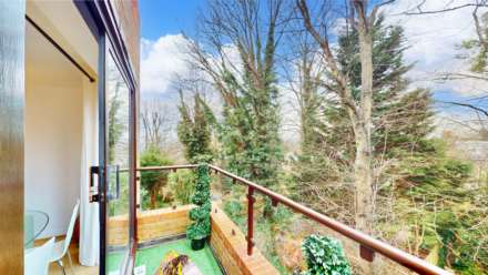 Thornbury House, Thornbury Square, N6, Image 4