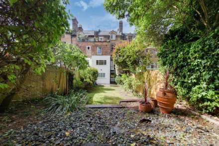 2 Bedroom Maisonette, Wembury Road, Highgate, N6