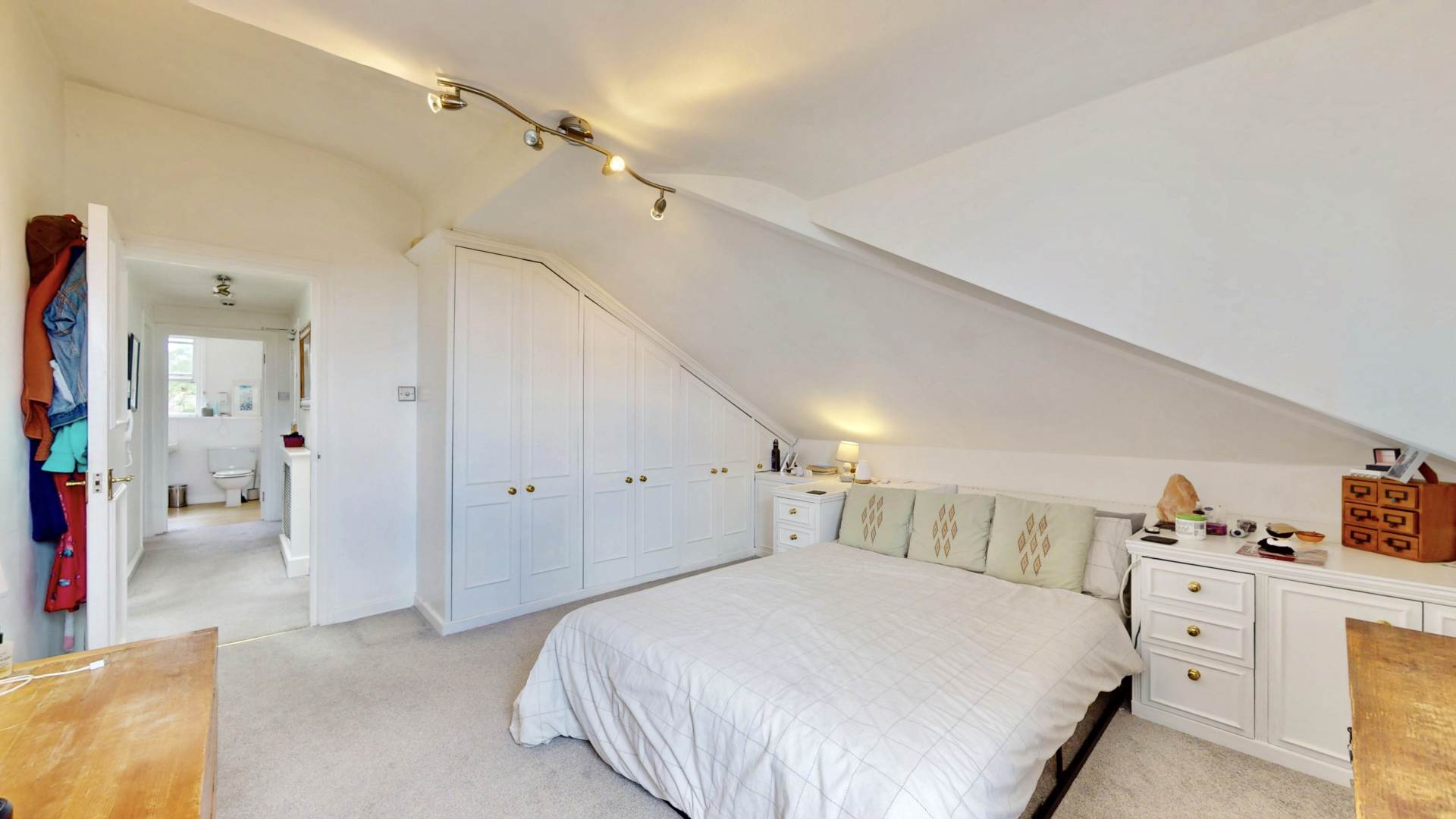 Dartmouth Park Avenue, Dartmouth Park, NW5, Image 13