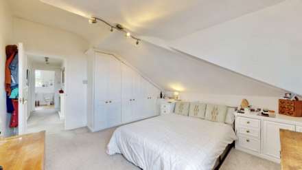 Dartmouth Park Avenue, Dartmouth Park, NW5, Image 13