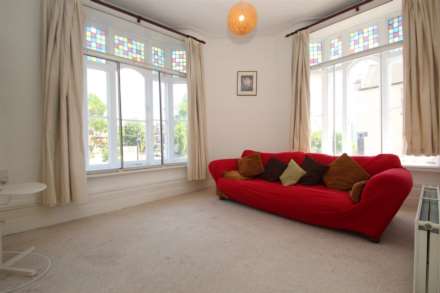 1 Bedroom Apartment, Archway Road, Archway, N19