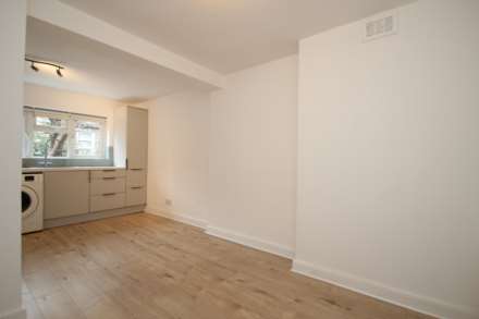 Witley Road, Archway, N19, Image 9