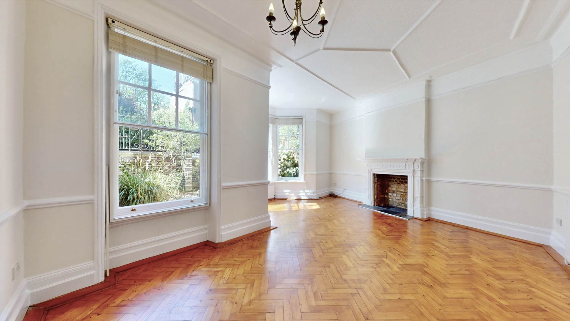Southwood Lane, Highgate, Image 10