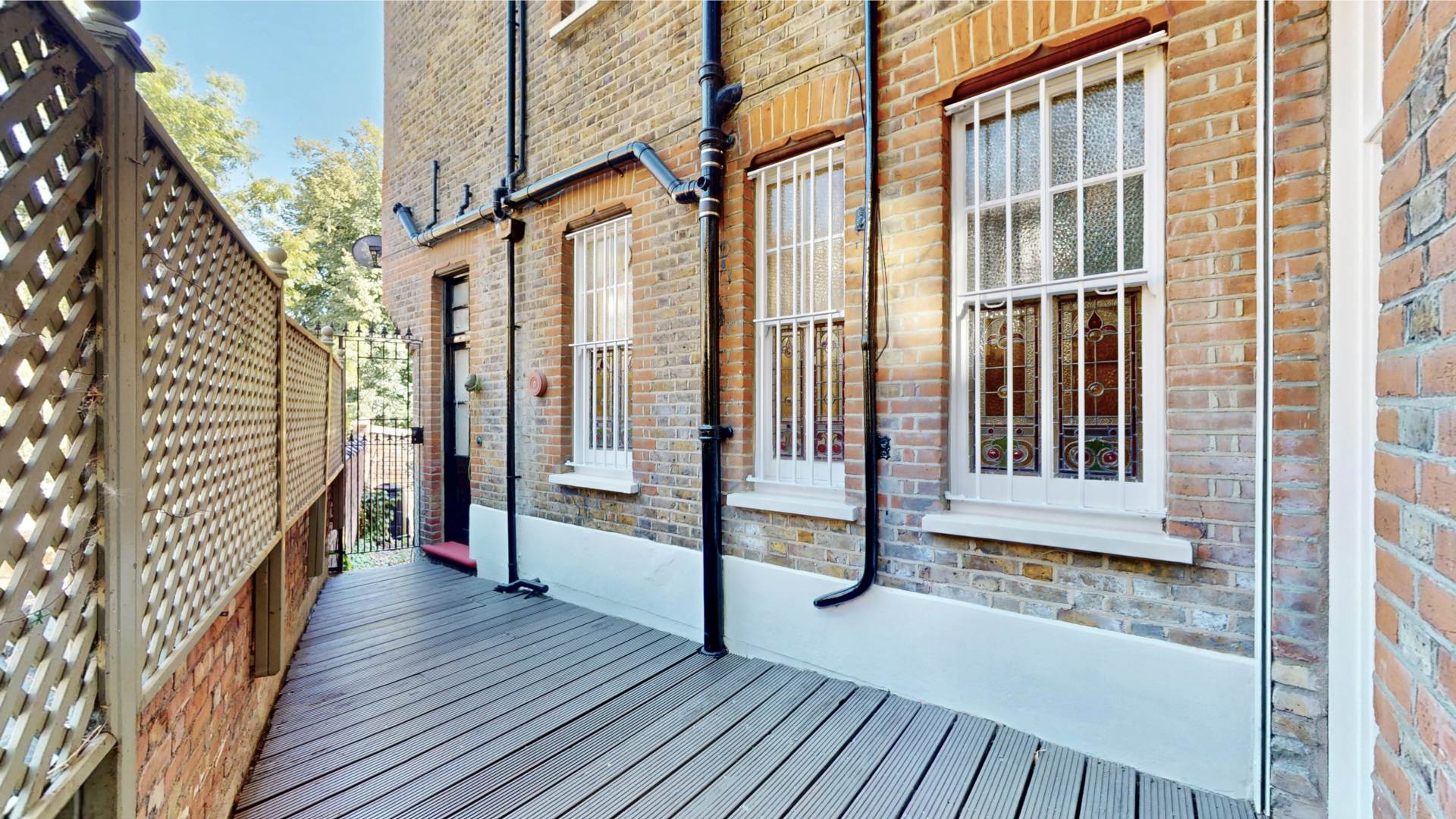 Southwood Lane, Highgate, Image 11