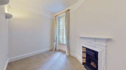 Southwood Lane, Highgate, Image 7