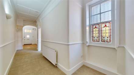 Southwood Lane, Highgate, Image 8