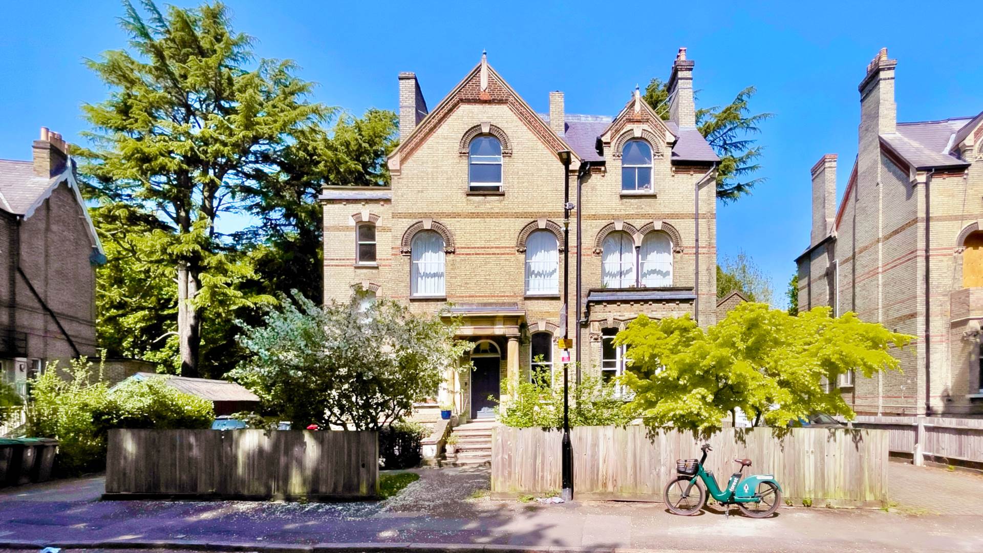 Bishopswood Road, Highgate, N6, Image 1