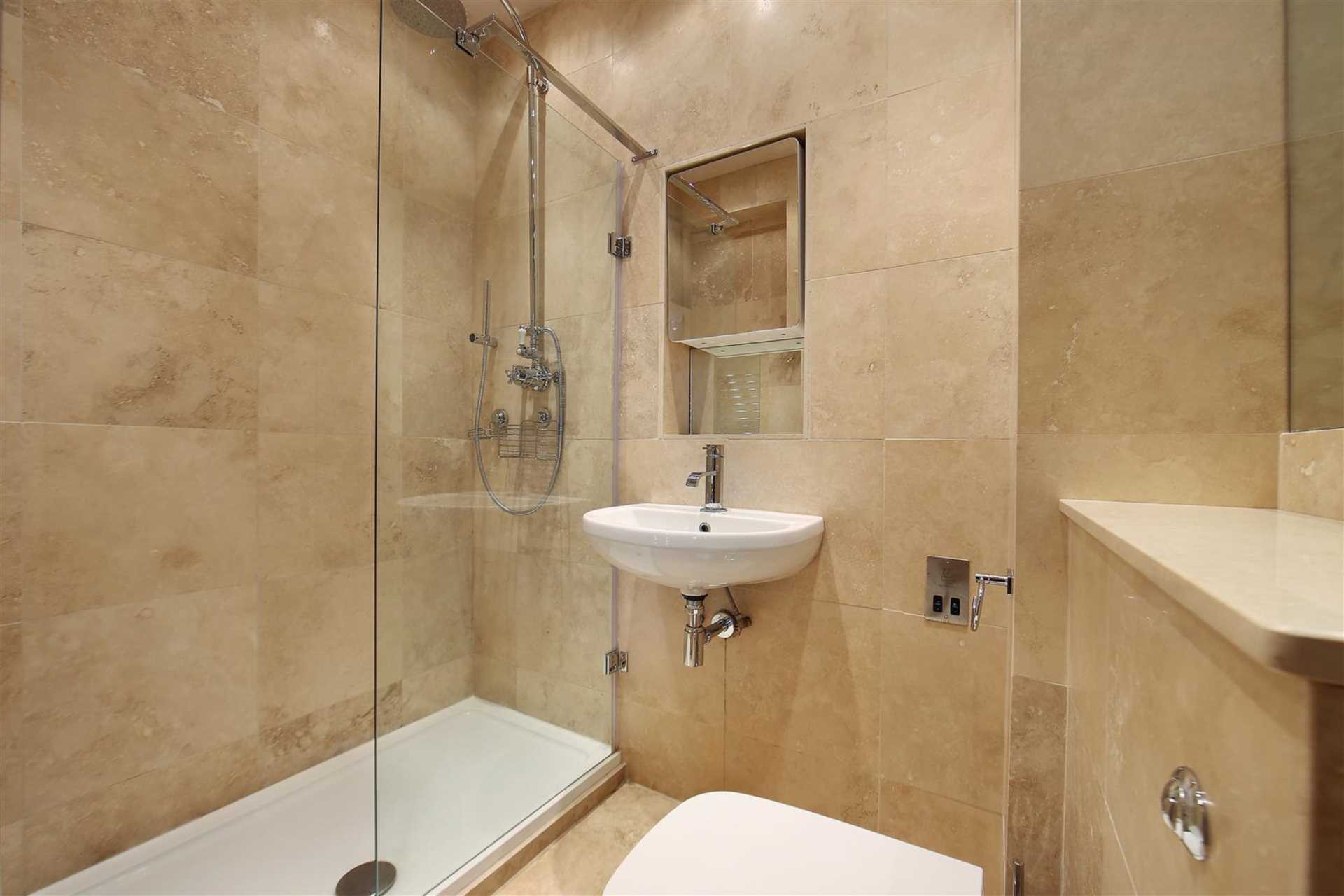 Oakeshott Avenue, Highgate, N6, Image 5