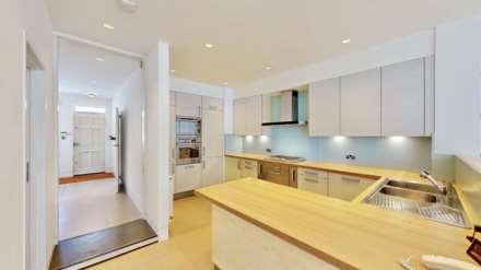 Holmesdale Road, Highgate, N6, Image 15