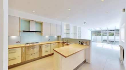 Holmesdale Road, Highgate, N6, Image 2