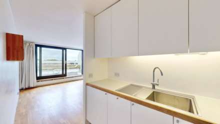 Sandstone Place, Archway, N19, Image 11