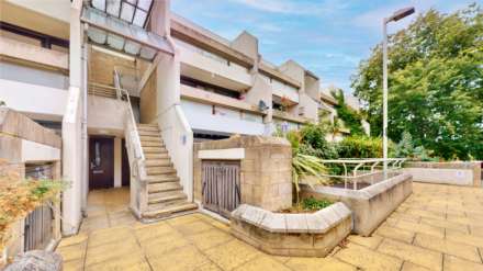 Sandstone Place, Archway, N19, Image 13
