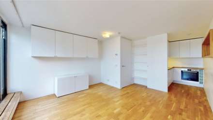 Sandstone Place, Archway, N19, Image 8