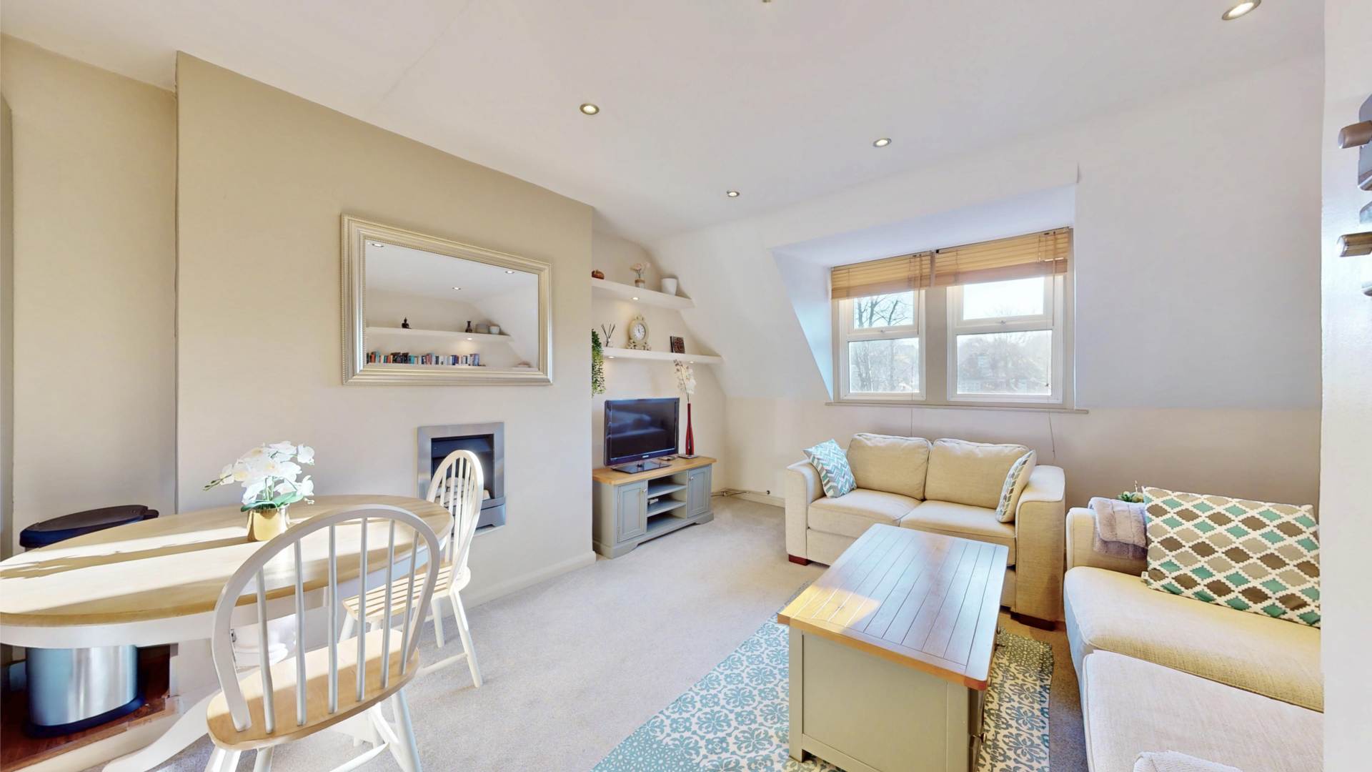 Archway Road, Highgate, N6, Image 2