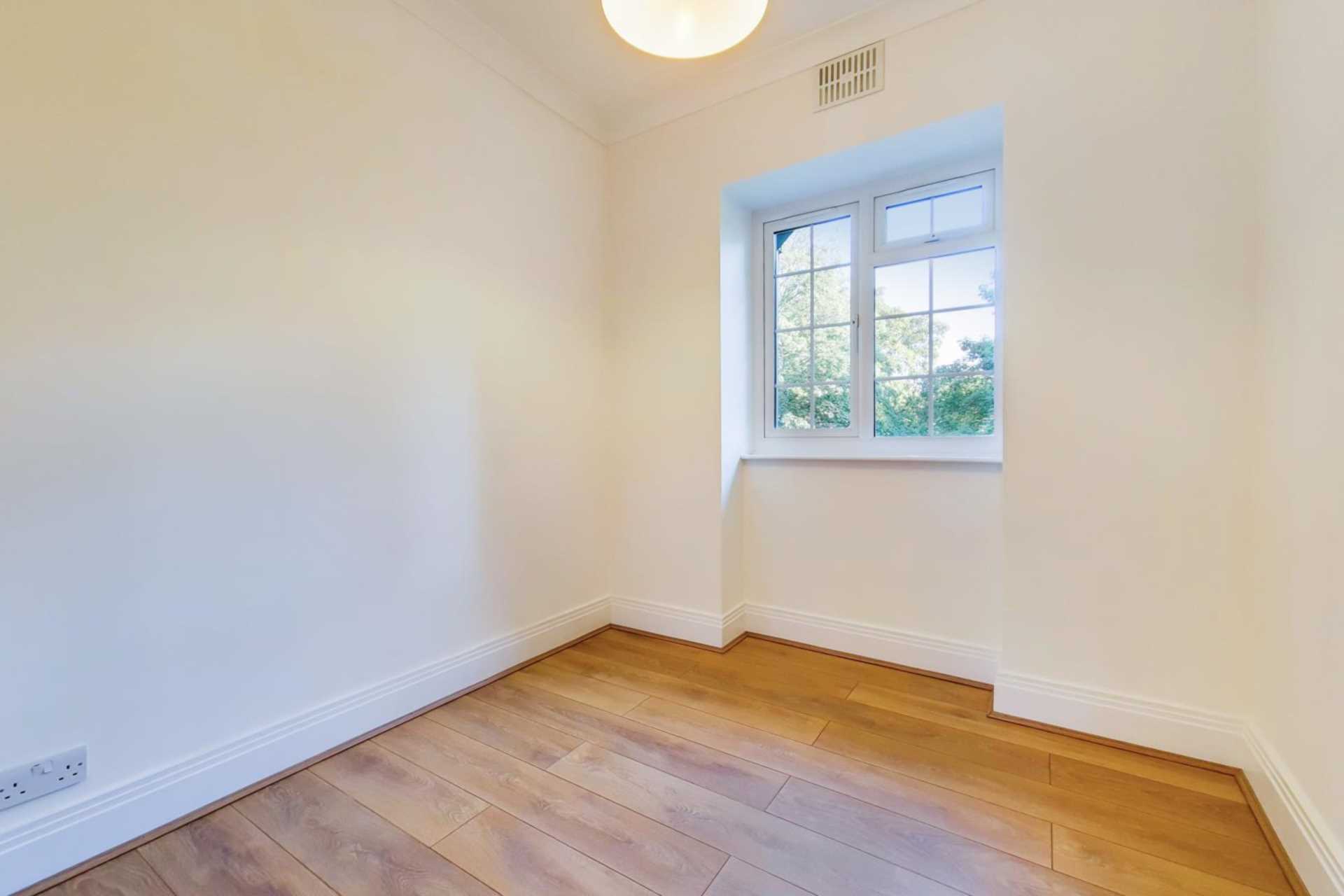 Haverstock Hill, Belsize Park, NW3, Image 10