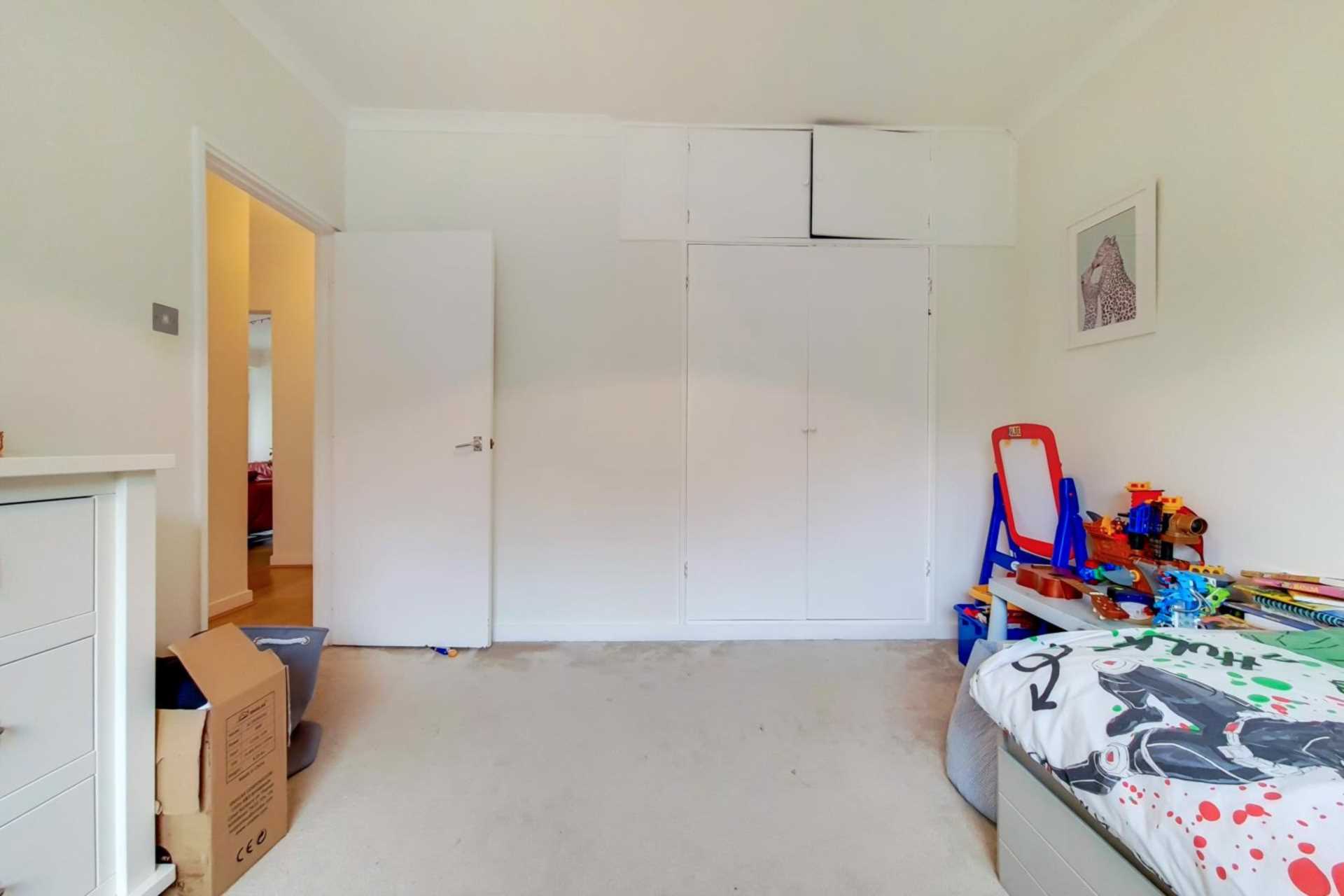 Sheldon Avenue, Highgate, N6, Image 16