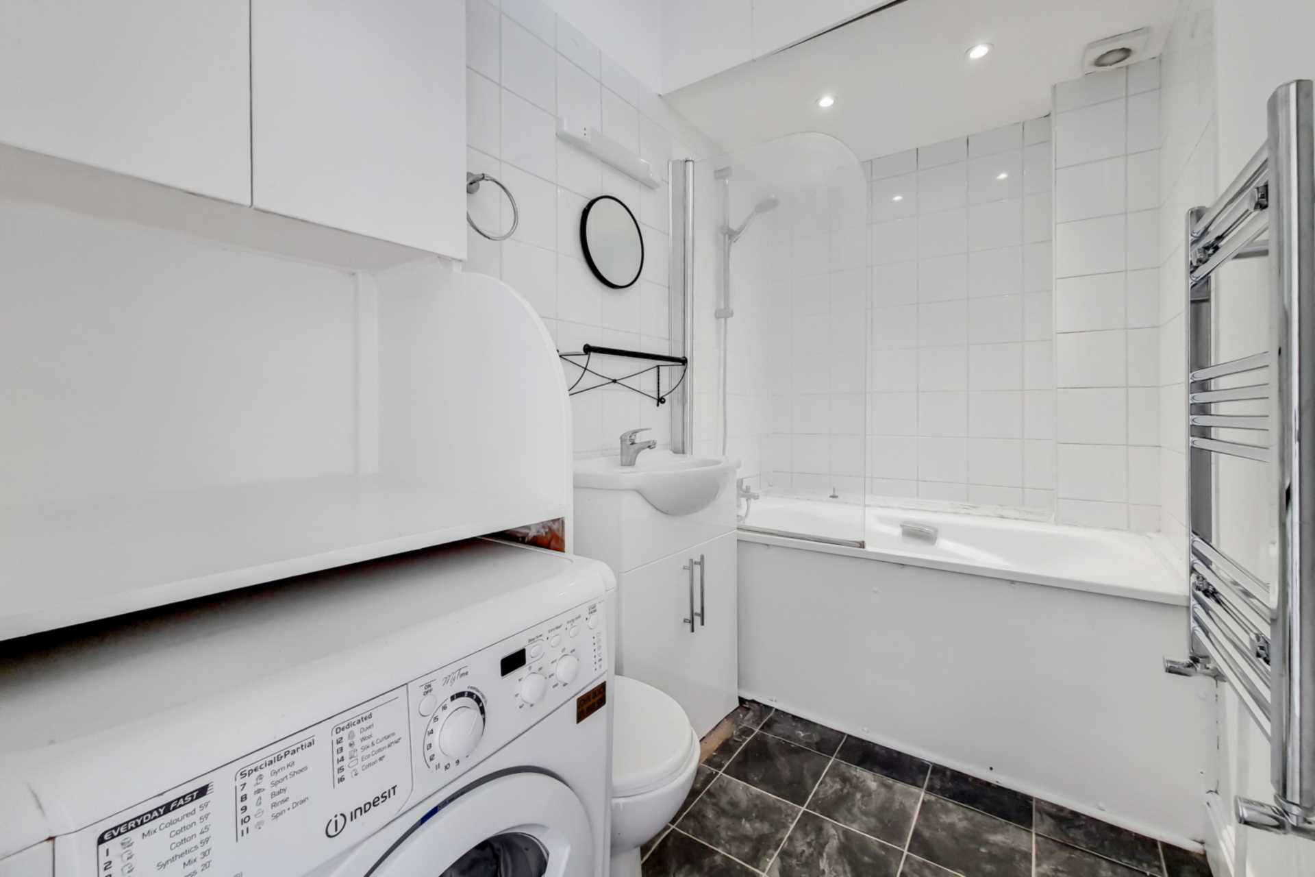 Archway Road, Highgate, N6, Image 6