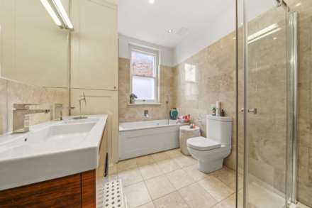 Cromwell Avenue, Highgate, N6, Image 6