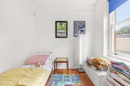 Cromwell Avenue, Highgate, N6, Image 7
