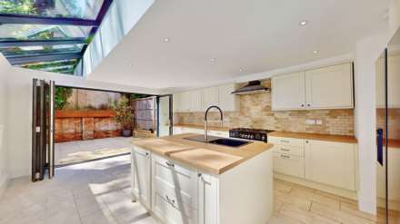 Holmesdale Road, Highgate, N6, Image 1
