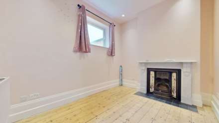 Archway Road, Highgate, N6, Image 6