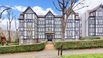 1 Bedroom Apartment, Oakeshott Avenue, Highgate, N6
