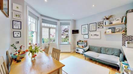 Hornsey Lane Gardens, Highgate, N6, Image 7