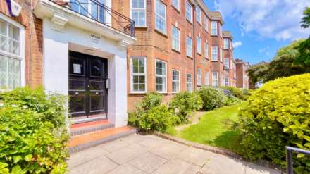 Manor Court, Aylmer Road, N2, Image 11