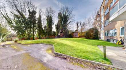 Shepherds Hill, Highgate, N6, Image 10