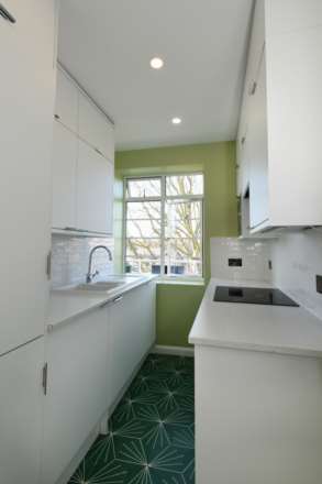 North Hill, Highgate, N6, Image 14