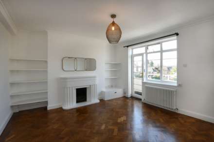 North Hill, Highgate, N6, Image 2